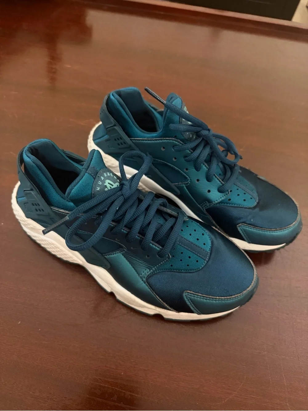 Women’s Teal Blue Nike Huaraches